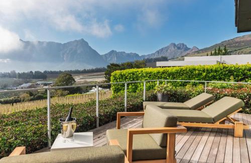 Cape Winelands Hotel | Clouds Estate