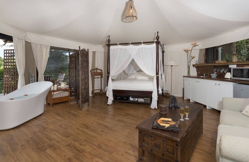 Beechmont Ski Chalet | Clouds Safari - Glamping with views
