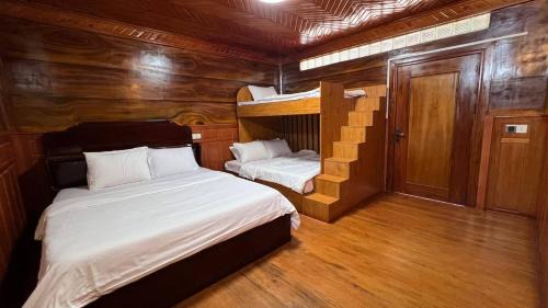 Kampot Hostel | Cloudy Hill Hostel & Villa