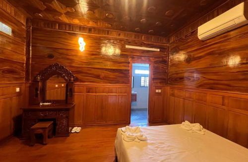 Kampot Hostel | Cloudy Hill Hostel & Villa