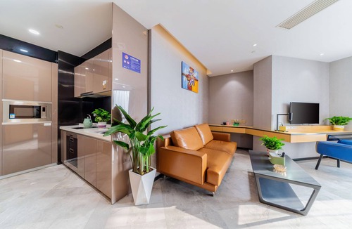 Beijing Road Apartment | Cloudy International Apartment
