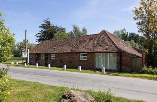 Sidlesham Hotel | Clover - Super King Ensuite Room in Sidlesham