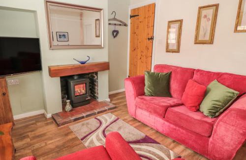 Pickering House | Cloverleaf Cottage