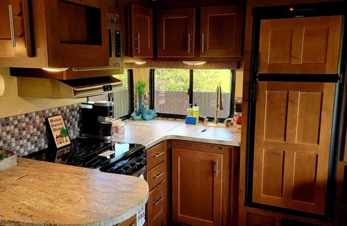 Clovis House | Clovis Country RV Camper #2