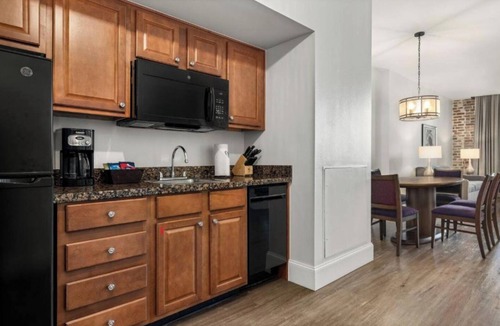 Central Business District Hotel | Club Wyndham La Belle Maison 1BRD