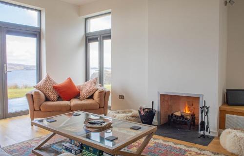 Colbost House | Cnoc Na Lobhta