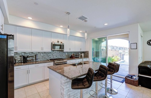 Terra Lago Villa | Coachella Valley Lakeside Villa w/Amazing Views, Infinity Pool, & Game Room