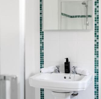 Bexhill-on-Sea Bed & Breakfast | Coast B&B
