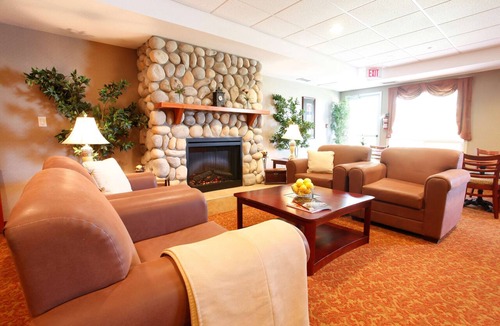 Grimshaw Hotel | Coast Grimshaw Hotel & Suites