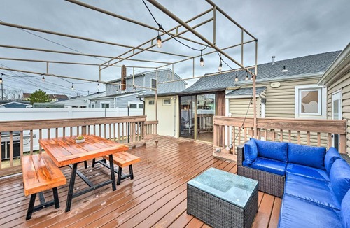 Brigantine House | Coastal Brigantine Cottage: Walk to Beaches