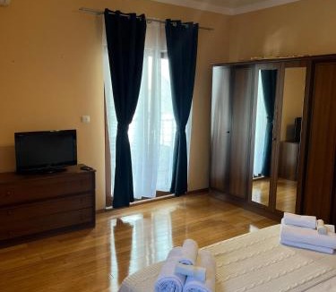 Risan Apartment | Coastal Comfort
