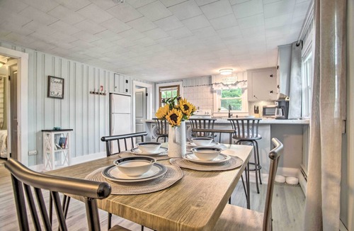 Buzzards Bay House | Coastal Comfort Near the Bay! 'Buttermilk Cottage'