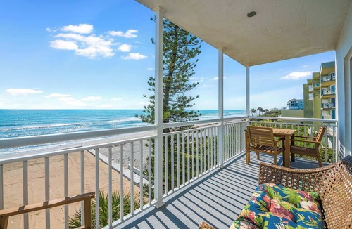 South Patrick Shores Apartment | Coastal condo w/balcony views & beach access