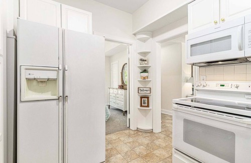 Fennville House | Coastal Cottage: Private Hot Tub, Pet Friendly, Deck, Fire Pit, Lakeshore Drive