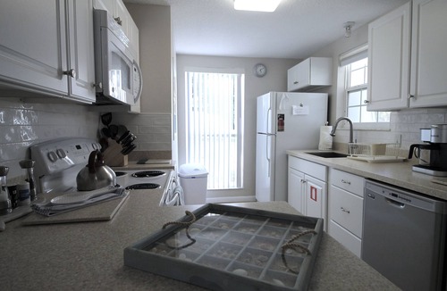Dunedin House | Coastal Dunedin with GOLF CART!