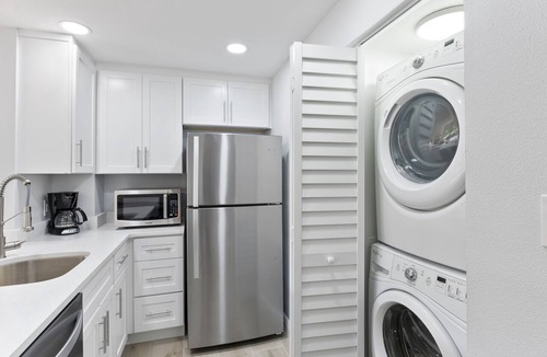 Avon By The Sea Condo | Coastal Escape: Luxe Condo with Ocean Views, Rooftop Deck & Heated Pool!