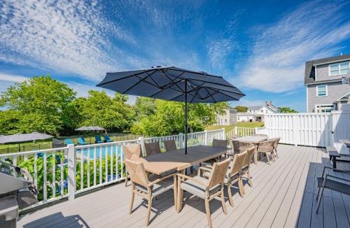 West Dennis House | Coastal Escape: Pool, Pet-Friendly Near Beach