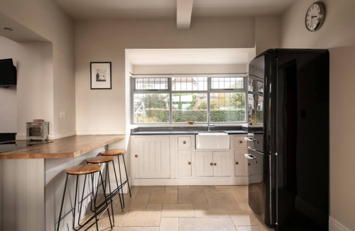 Conwy House | Coastal Family Escape with Castle Views