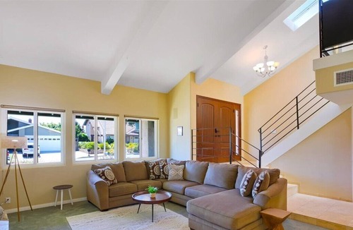 Ventura House | Coastal Family Home W/Pool/Jacuzzi/Mini-Golf