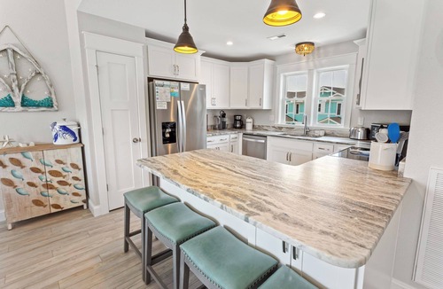 Colington House | Coastal family escape w/beach access & pool