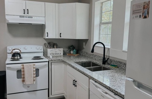 Southport House | Coastal Farmhouse: Pet Friendly + Quiet Location