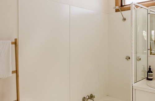 Harmers Haven House | Coastal Gem