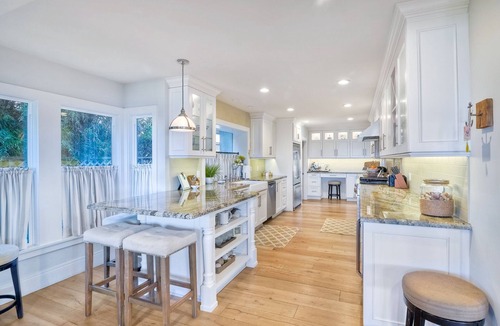 South Oceanside House | Coastal Get-Away Where Summer Never Ends!
