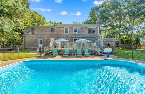 Osterville House | "Coastal Haven in Osterville - 4Bd Private Pool & Relaxing Escape!"
