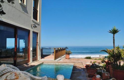Cape Peninsula House | Coastal Haven