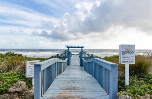 Palm Coast House | Coastal Heaven
