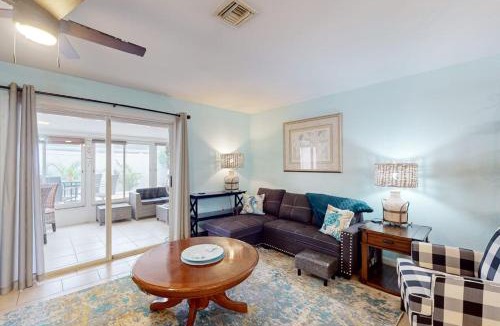South Venice House | Coastal Hideaway