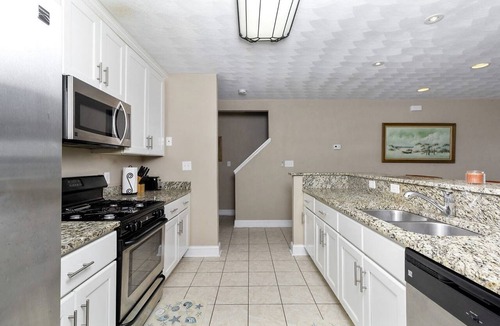 Willoughby Spit House | Coastal Home with Dock, Pier and Waterfront Views in Norfolk, Virginia