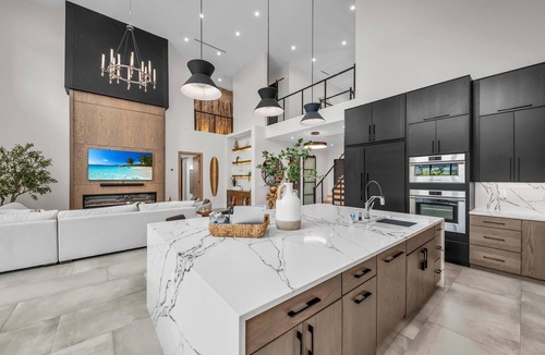 Arlington Park House | Coastal Luxe, Spacious 5bedroom house 5miles to Siesta with saltwater pool, WiFi