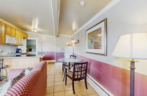 Copalis Beach Condo | Coastal oceanfront condo with shared hot tub & beach trail access, dog friendly