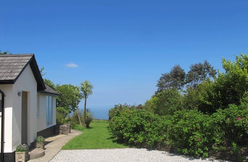 Ilfracombe House | Coastal Path Cottage Stunning Sea Views and very dog friendly in North Devon