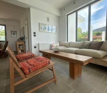 Koutsoupia House | Coastal Pool Hideaway