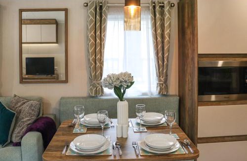 Wiseman's Bridge House | Coastal Retreat