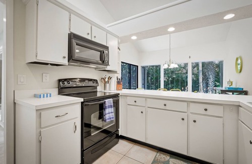 Sawgrass Condo | Coastal Sawgrass Retreat