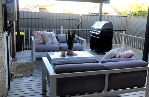 O'sullivan Beach House | Coastal Three Bedroom Retreat