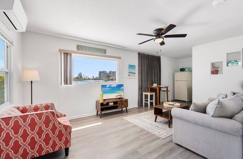 Bay Esplanade Apartment | Coastal Waterside Condo 2 Blocks to Beach