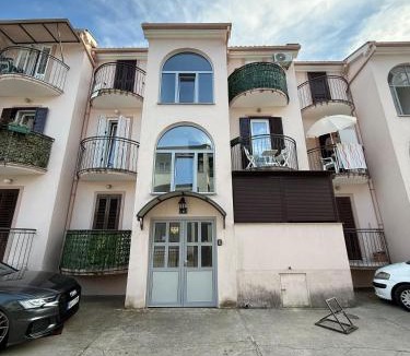 Maini Apartment | Coasthouse Budva