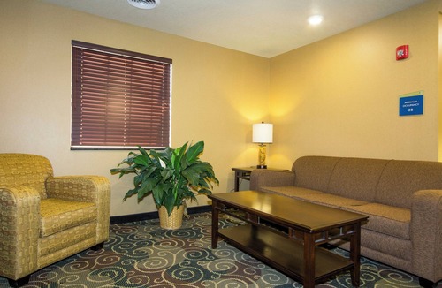Corry Hotel | Cobblestone Inn & Suites - Corry