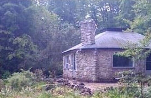 Lion's Head Cottage | Cobblestone: Natures Little Haven Bruce Peninsula Permit Number STA-2025-343
