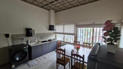 Kuruppumthara Apartment | Cobblestone Suite,Solar Powered,2 BHK,AC,Breakfast