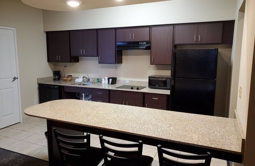 Oshkosh Hotel | Cobblestone Suites Oshkosh