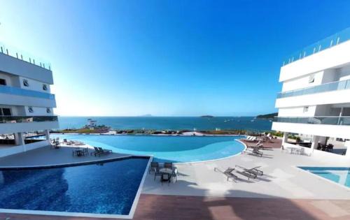 Ingleses Sul Apartment | Cobertura com SPA Privativo - 3 Suítes - 8 pessoas - 50 metros do Mar - Mirante Home Club