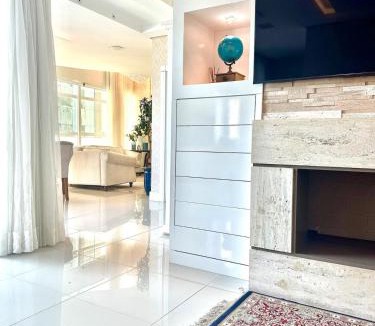 Andorinha Apartment | Cobertura Duplex com Banheira