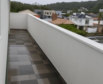 Alto Ribeirao Leste Apartment | Cobertura no Sul da Ilha