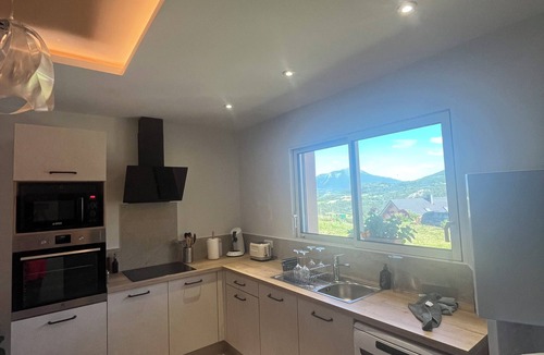 Chorges House | Coc'oon, between the lake and the mountains