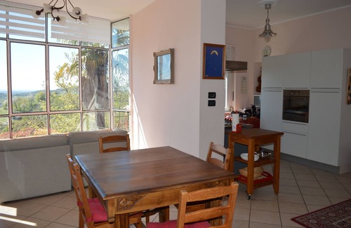 Cocconato House | Cocconato: detached house with private garden and views